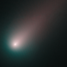 Comet sweeping through the sky